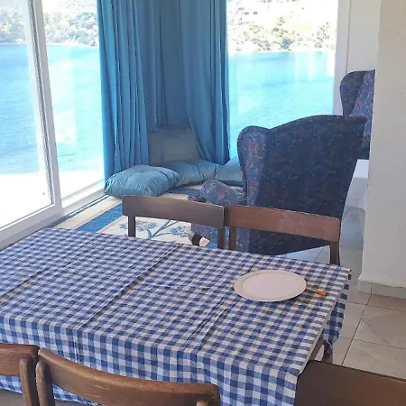 Apartment Mazi Evleri